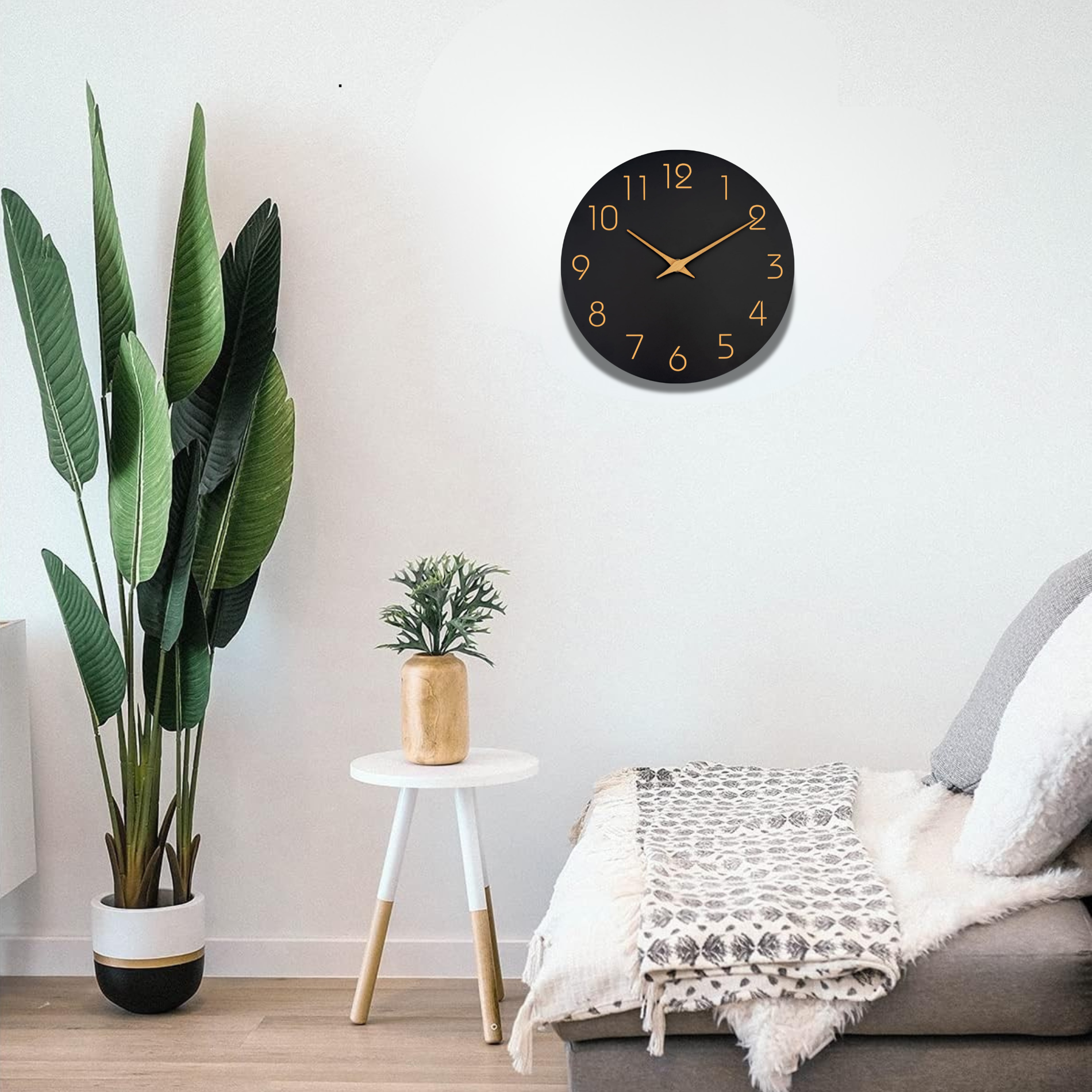 Wandklok 20cm Zwart met houten wijzers